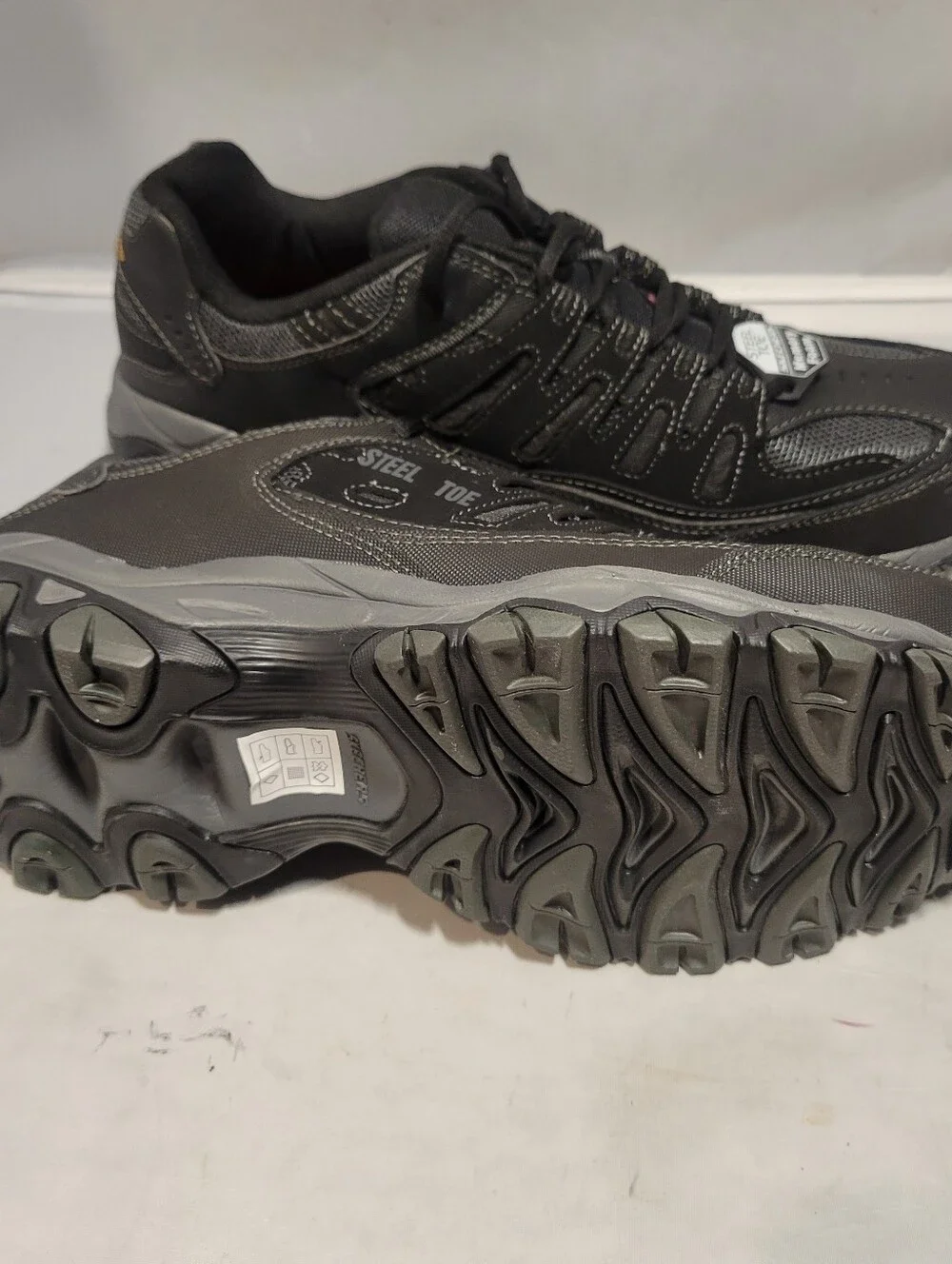 Men's 11 Skechers Steel Toe Shoes Work Cankton 77055/BKCC Black …F4